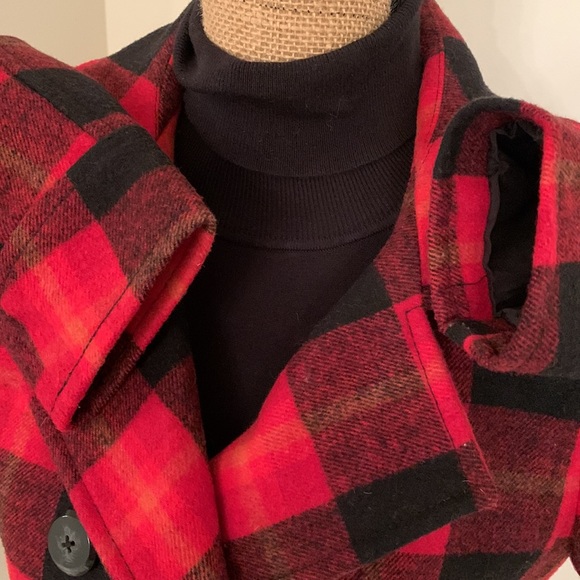 “Checkers Anyone?”  Red and black plaid coat - Picture 8 of 9